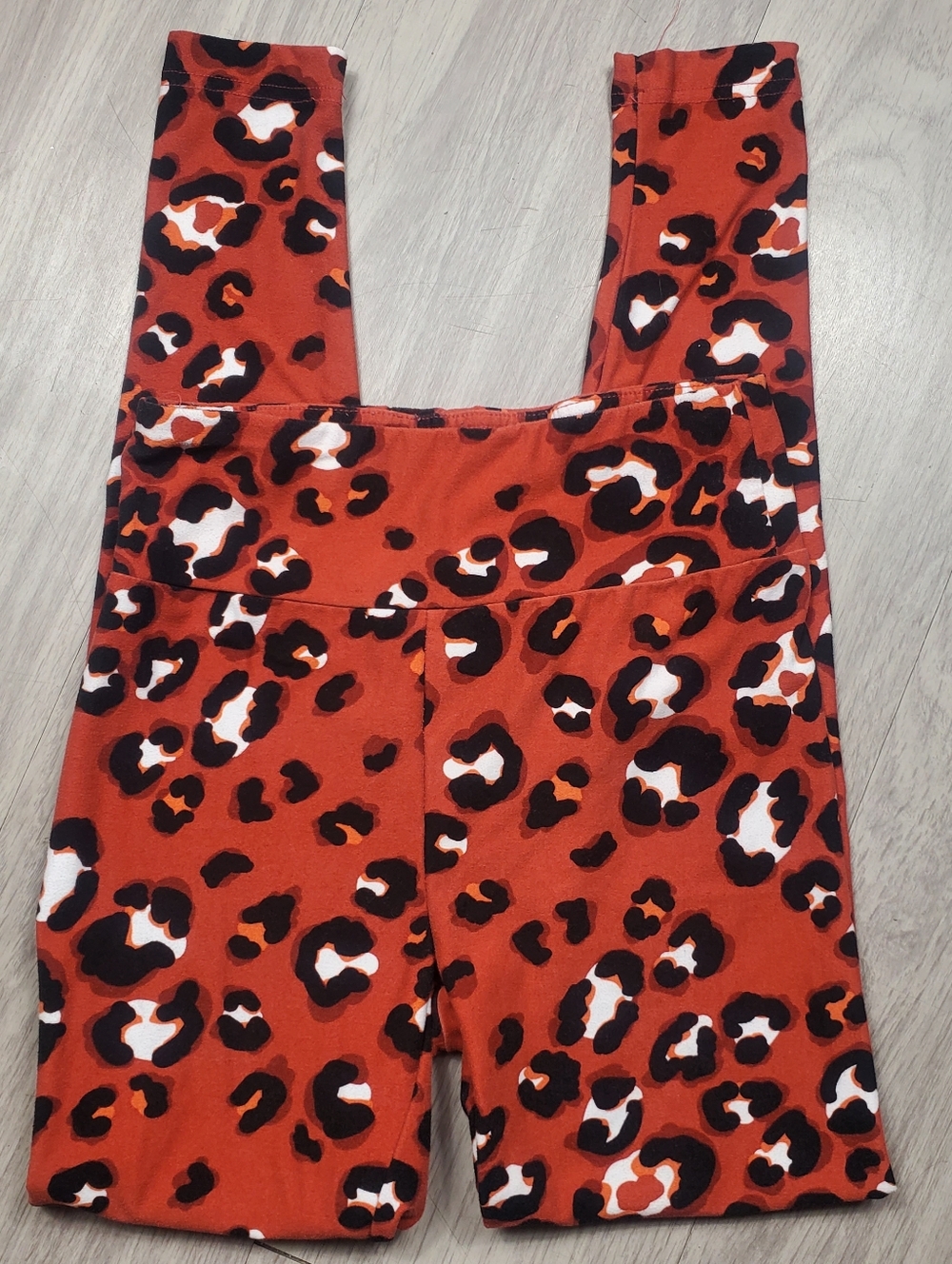 No Boundries Womans‎ leggings (junior small 3-5) Orange Leapord Print